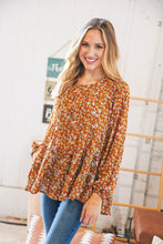 Load image into Gallery viewer, Cinnamon Floral Tiered Bubble Sleeve Keyhole Clasp Blouse